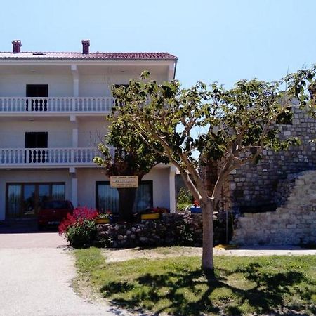 Apartments Branko Nin Luaran gambar