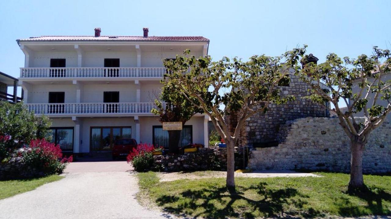 Apartments Branko Nin Luaran gambar