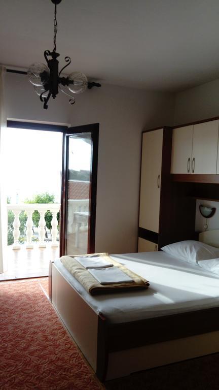 Apartments Branko Nin Bilik gambar