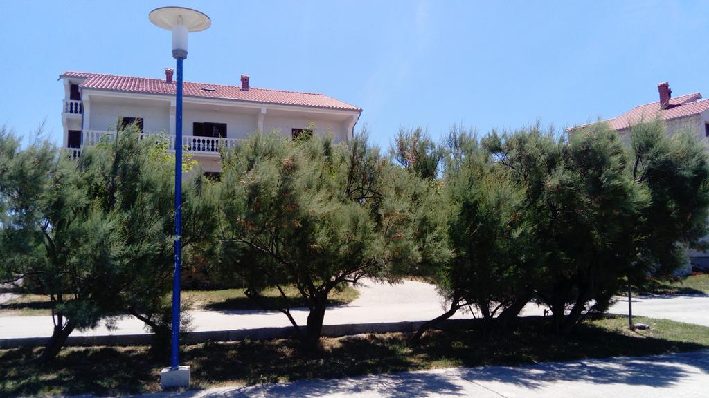 Apartments Branko Nin Luaran gambar